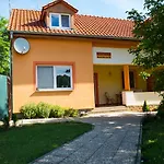 Liska Radava
